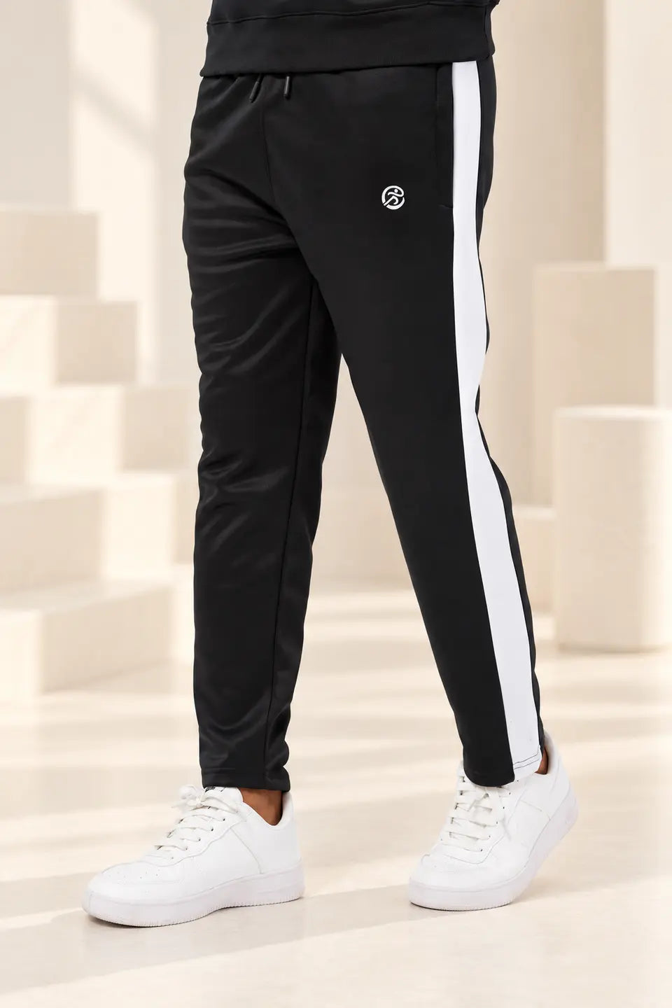 Performance Tracksuit – Black, Grey & White