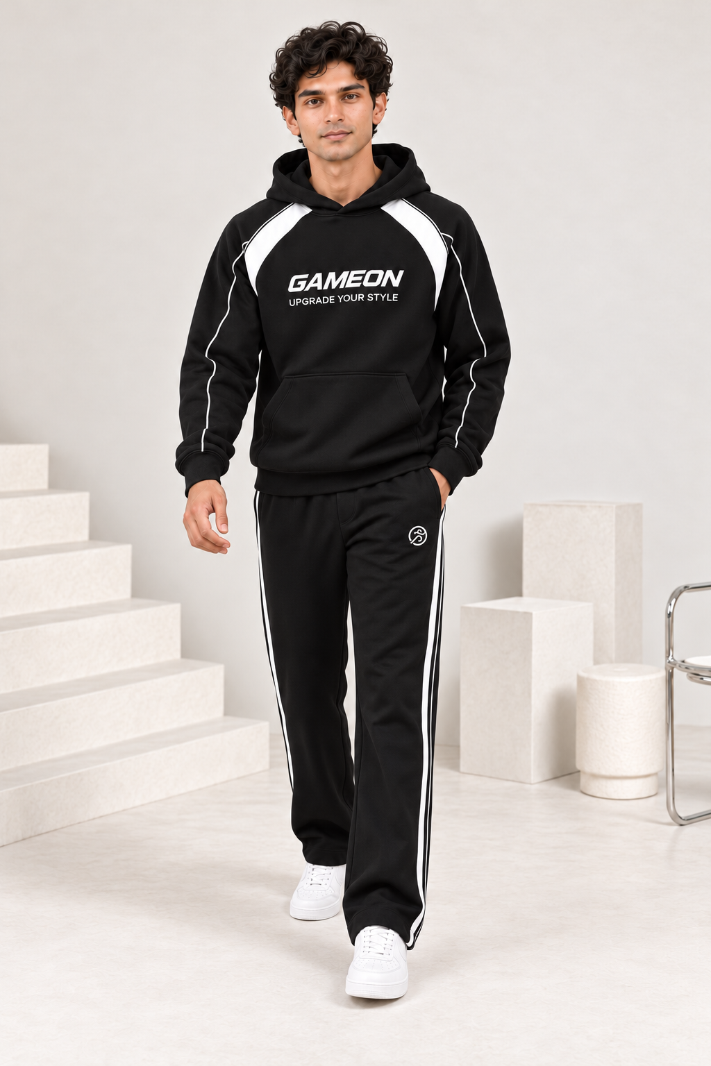 Monochrome Rush Men's Fleece Tracksuit - Black & White
